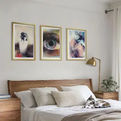 Zidna galerija portret žene s apstraktnim emocijama