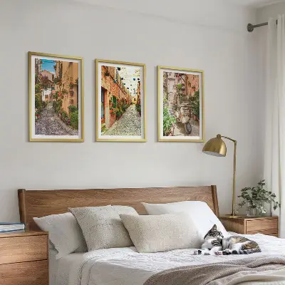 Set od 3 slike u okviru motivi ulica, cvijeća i talijanske atmosfere