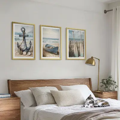 Zidna galerija s motivom brodskog sidra, vesla i plaže