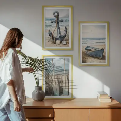 Zidna galerija s motivom brodskog sidra, vesla i plaže