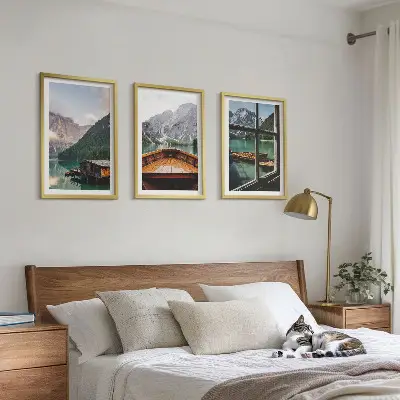 Zidna galerija planinsko jezero s vikendicama