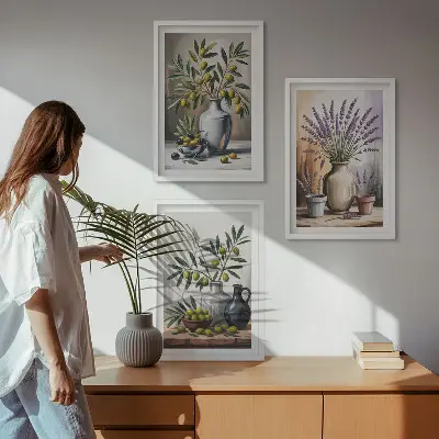 Set 3 slike u okviru motivi maslinovog cvijeća u vazama