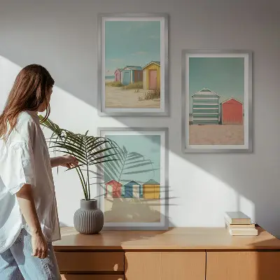 Zidna galerija šarene kuće, plaža i sunce