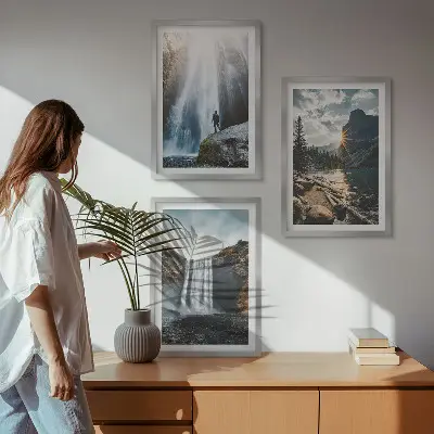 Triptih Slapovi slika s motivom planinskog krajolika u okviru