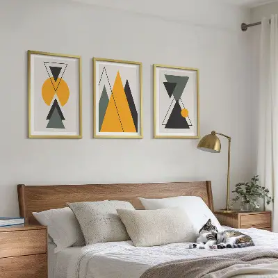 Apstraktni geometrijski oblici triptih u okviru