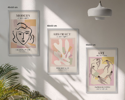 Zidna galerija Elegantni portreti u pastelnim tonovima