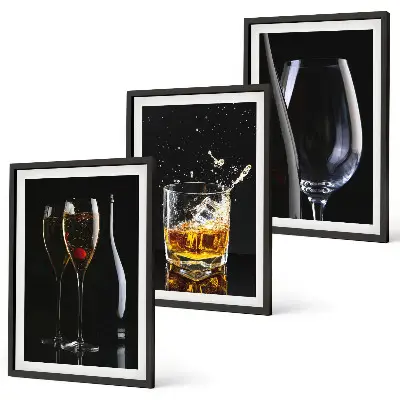 Set 3 slike Čaše vina i viskija u okviru na crnoj pozadini
