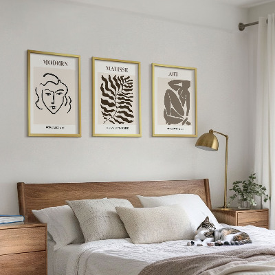 Triptih u okviru Elegantna grafika, linije, likovi