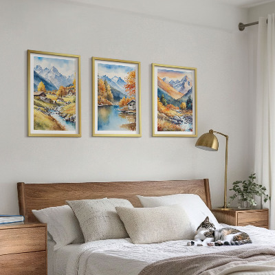 Set 3 slike u okviru Kuće na rijeci u jesenskim planinama