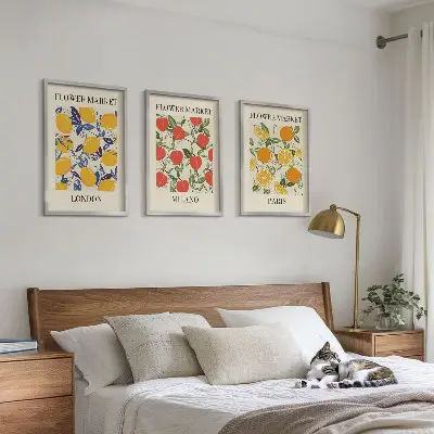 Zidna galerija cvjetni plakati i motivi gradova