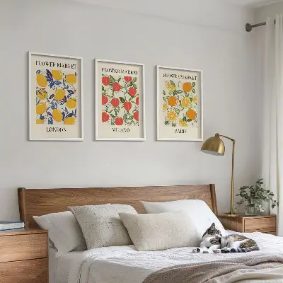 Zidna galerija cvjetni plakati i motivi gradova