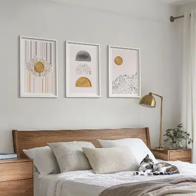 Zidna galerija apstraktni oblici u bež i sivoj boji