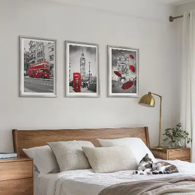 Set od 3 slike u okviru motiva crveni akcenti London