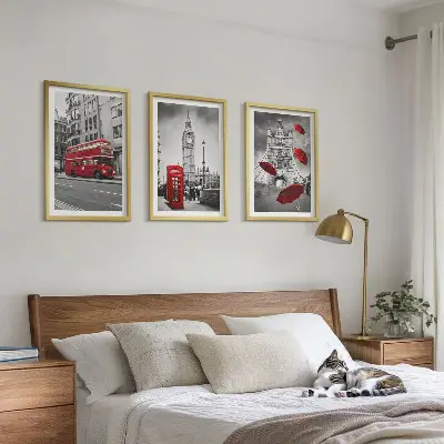 Set od 3 slike u okviru motiva crveni akcenti London