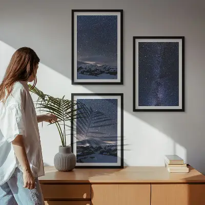 Triptih u okviru noćno nebo, planine i zvijezde