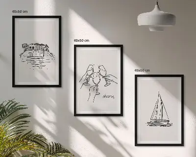 Triptih s motivom jedrilice u okviru za obalnu kuću