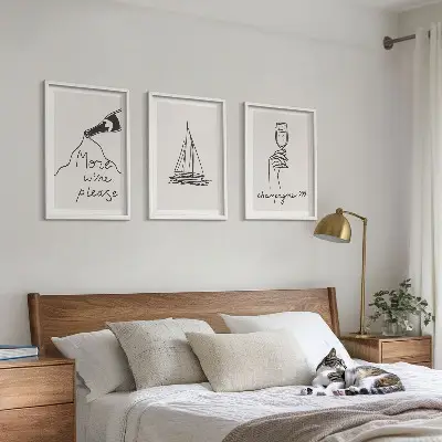 Zidna galerija linija crteža s motivom vinske jedrilice