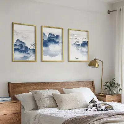 Set od 3 slike u okviru planine, oblaci, drveće i ptice