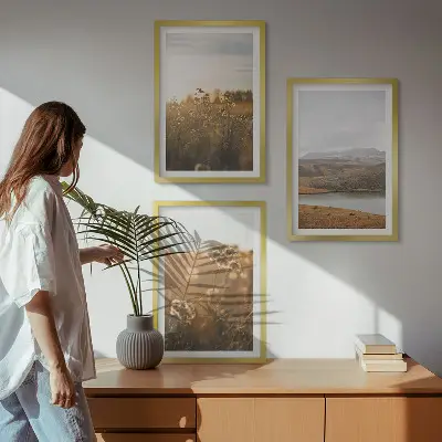 Zidna galerija krajolici s motivima livade, planina i jezera