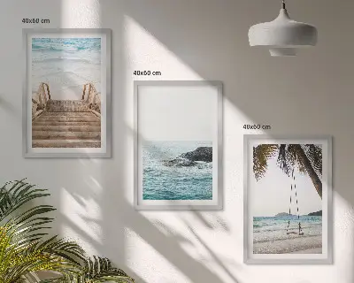 Set od 3 slike u okviru morska ljuljačka na plaži