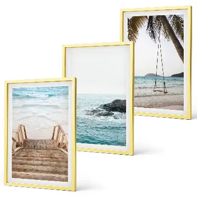 Set od 3 slike u okviru morska ljuljačka na plaži