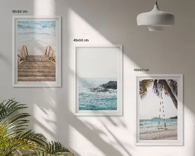 Set od 3 slike u okviru morska ljuljačka na plaži