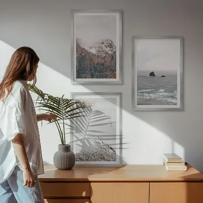 Zidna galerija planine, oblaci, more i pijesak