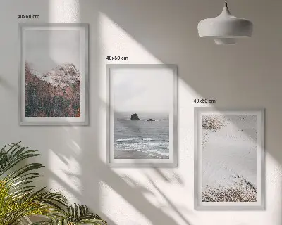 Zidna galerija planine, oblaci, more i pijesak