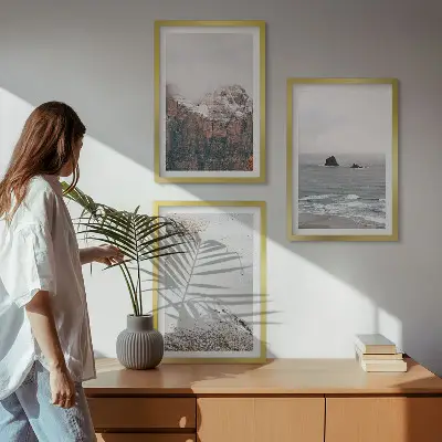 Zidna galerija planine, oblaci, more i pijesak
