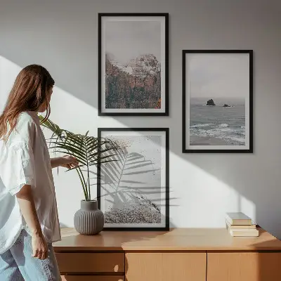 Zidna galerija planine, oblaci, more i pijesak