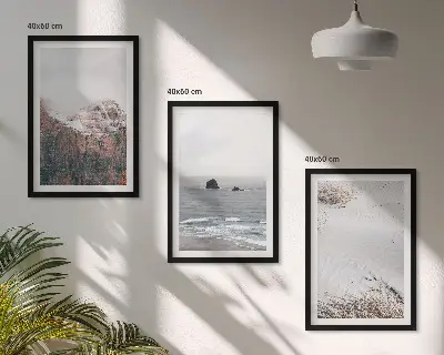 Zidna galerija planine, oblaci, more i pijesak