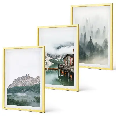 Set od 3 slike u okviru planine, jezero, vikendica i magla
