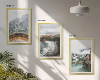 Zidna galerija planine, jezero, brod i plaža s krajolikom