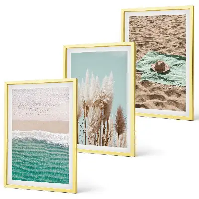 Set od 3 slike u okviru motiv šešira od trave na plaži s valovima