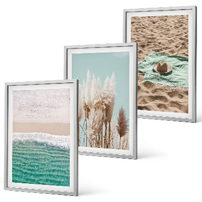 Set 3 slike u okviru Šešir od trave s valovima na plaži