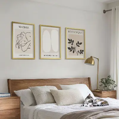 Zidna galerija elegantne botaničke slike u stilu Matissea