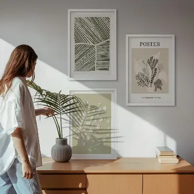 Prigušeni biljni motivi triptih u okviru