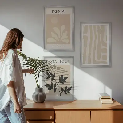 Triptih u okviru elegantni biljni uzorci u bež i crnoj boji