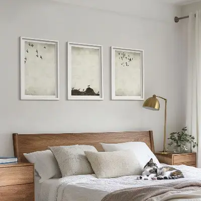 Minimalizam letećih ptica triptih u okviru