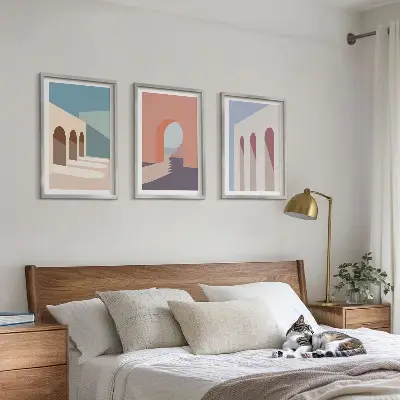 Pastelna arhitektonska grafika triptih u okviru