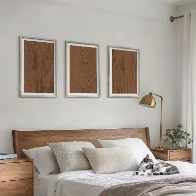 Zidna galerija minimalistički dizajn s teksturom kore drveta