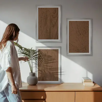 Zidna galerija minimalistički dizajn s teksturom kore drveta