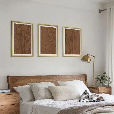 Zidna galerija minimalistički dizajn s teksturom kore drveta