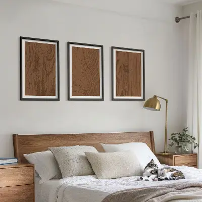 Zidna galerija minimalistički dizajn s teksturom kore drveta