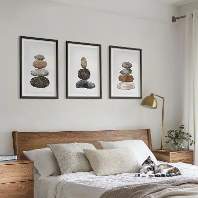Minimalističko boho kamenje triptih u okviru
