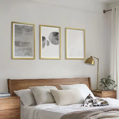 Apstraktne moderne strukture triptih u okviru