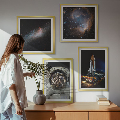 Set 4 slike u okviru Slijetanje astronauta na Mjesec