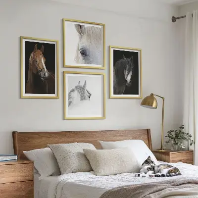 Komplet slika za spavaću sobu portreti konja u koloru