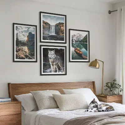 Set od 4 slike u okviru planinska jezera, vodopad i vuk