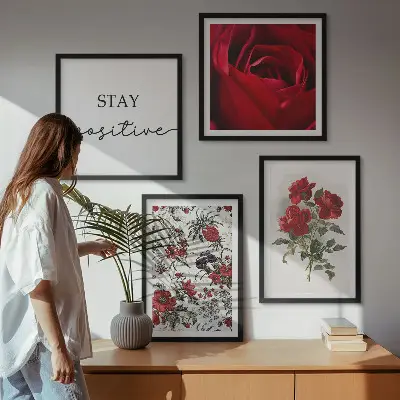 Set 4 slike s motivom cvjetova crvenih ruža u okviru
